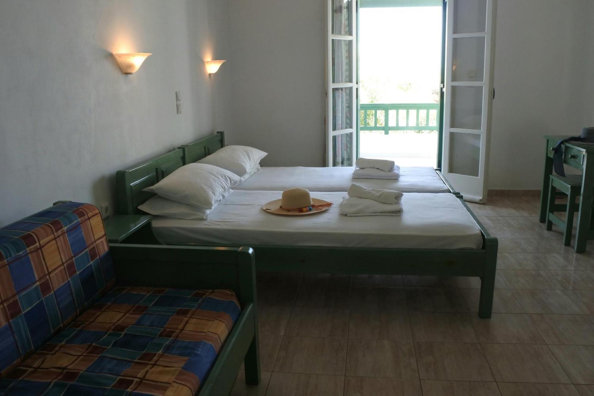 Hotel Kapari Agia Anna  Esterno foto